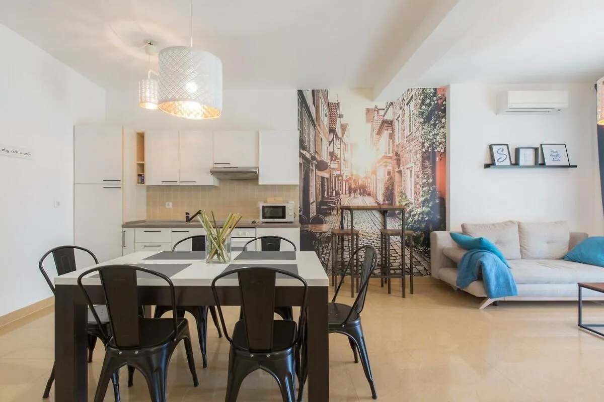 Istria Sea Side Apartments 207&208 Лабин